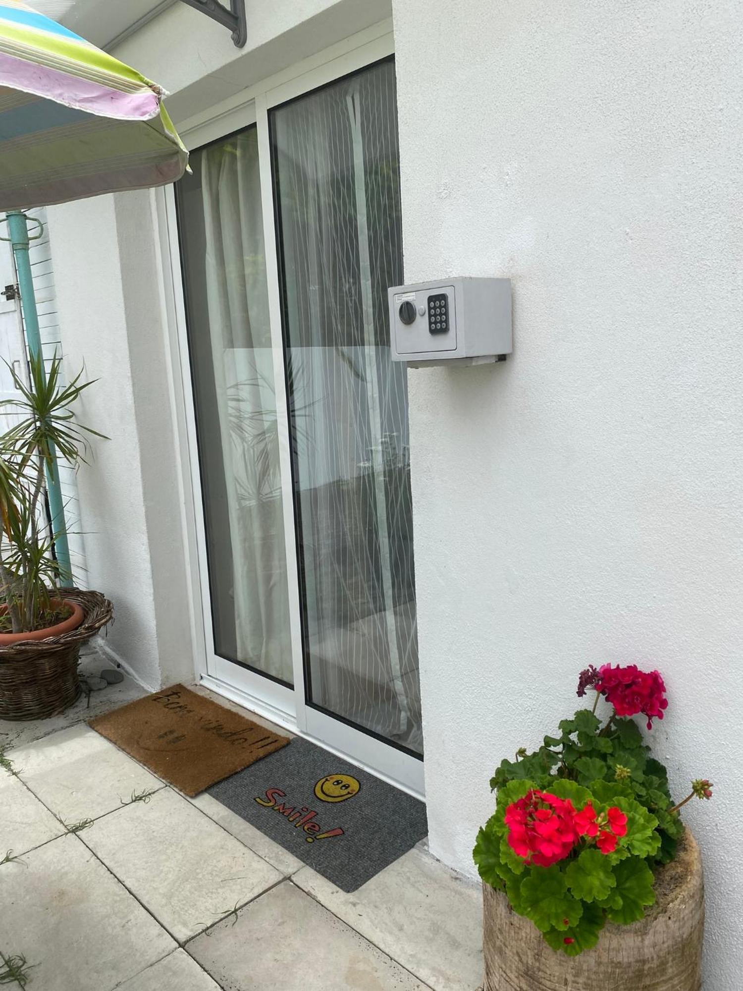 Ocean Garden, 4 Units By The Ocean Apartment Sao Vicente  Ngoại thất bức ảnh